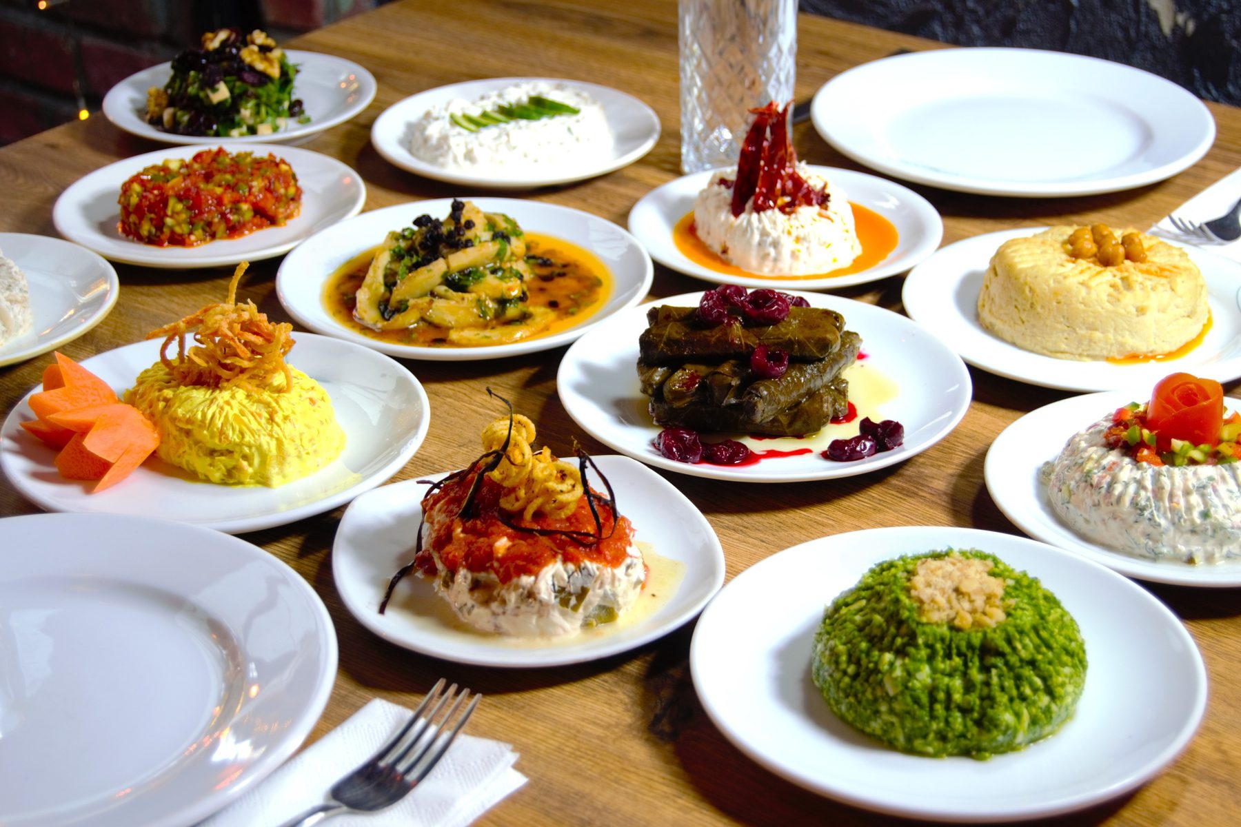 Mezeyesek gurme meze tabakları